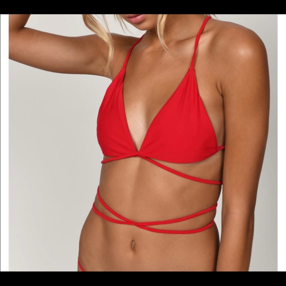 TOBI STRAPPY BIKINI TOP